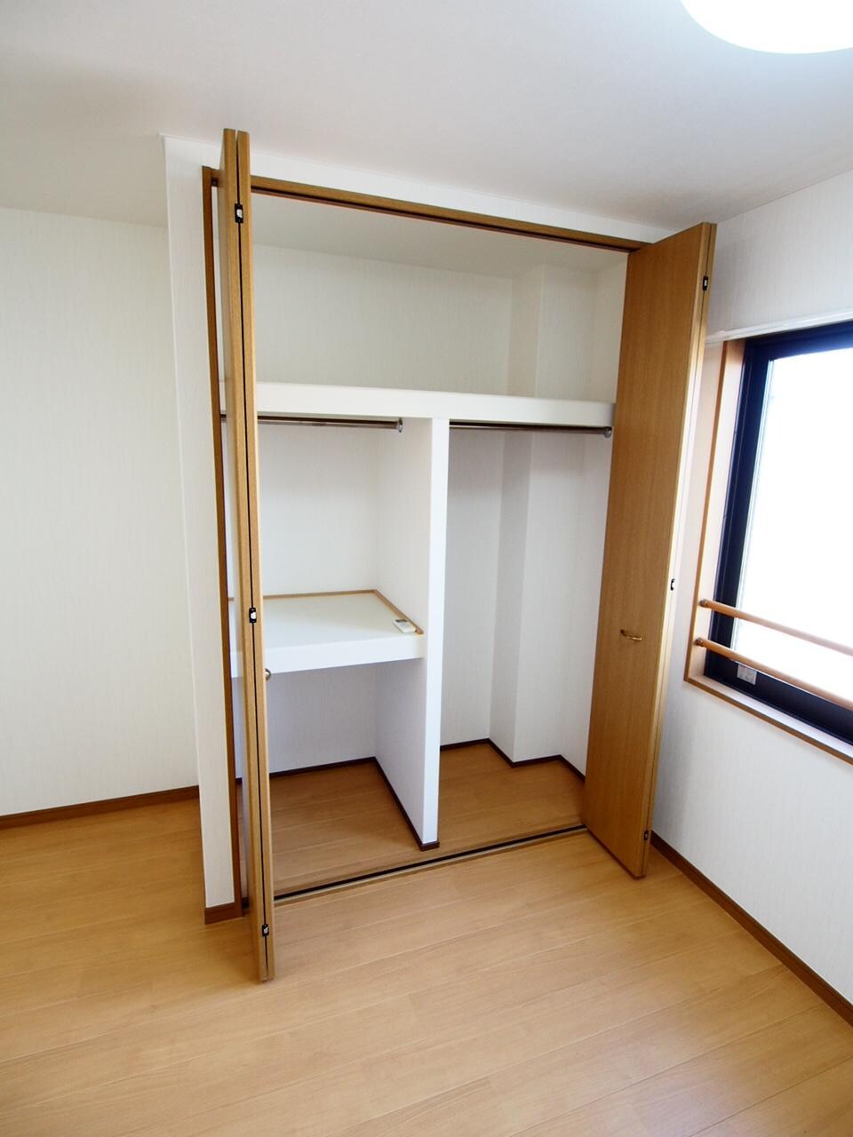 グレイス西山台の物件内観写真