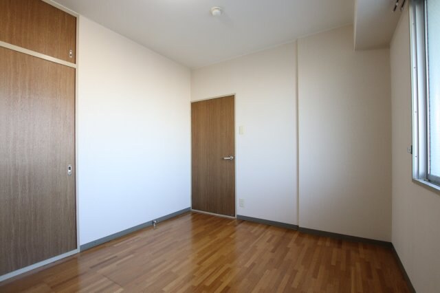 ロイヤルガーデン長野の物件内観写真