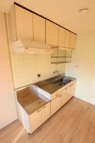 ロイヤルガーデン長野の物件内観写真