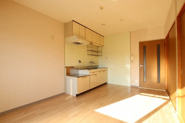 ロイヤルガーデン長野の物件内観写真