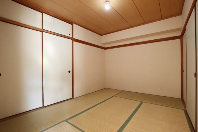 ロイヤルガーデン長野の物件内観写真