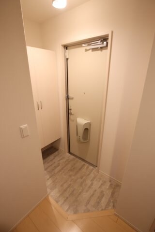 ノイエスカーサの物件内観写真