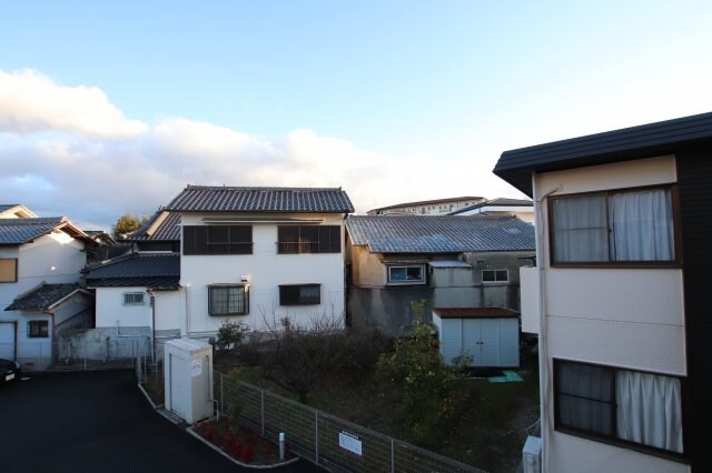 ノイエスカーサの物件内観写真