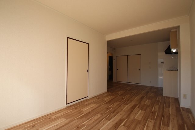 トリバン深井の物件内観写真