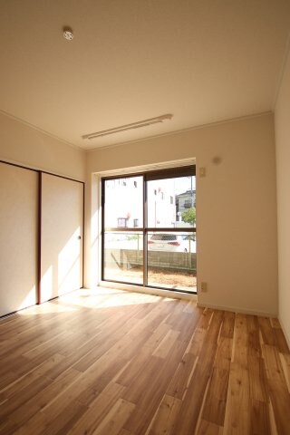 トリバン深井の物件内観写真