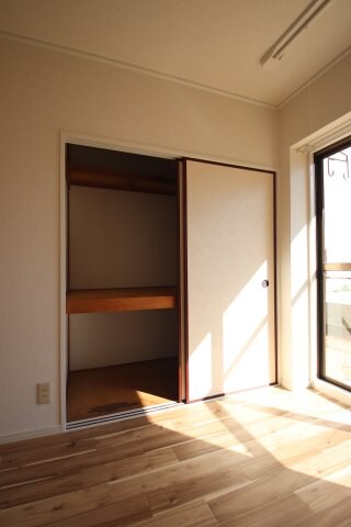 トリバン深井の物件内観写真