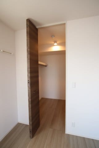 メゾンドール北野田の物件内観写真