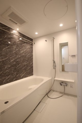 アイマコート初芝の物件内観写真