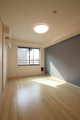 アイマコート初芝の物件内観写真