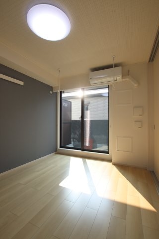 アイマコート初芝の物件内観写真