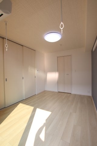 アイマコート初芝の物件内観写真