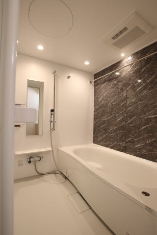 アイマコート初芝の物件内観写真