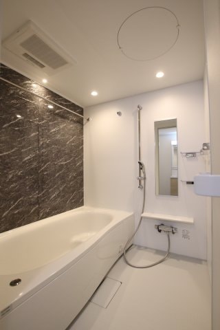 アイマコート初芝の物件内観写真