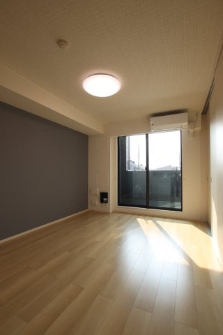 アイマコート初芝の物件内観写真