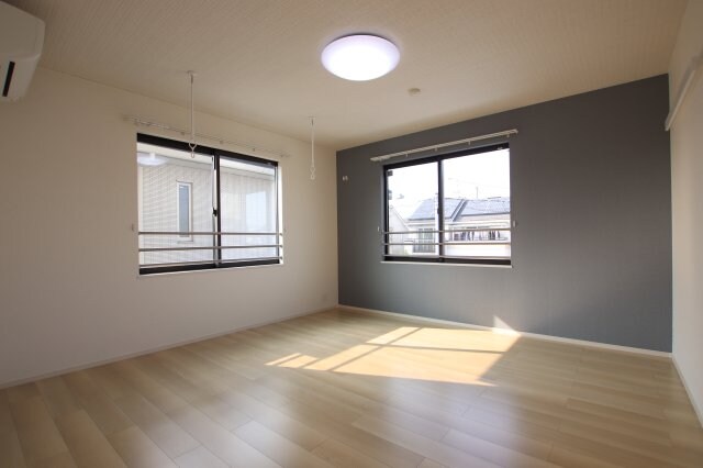 アイマコート初芝の物件内観写真