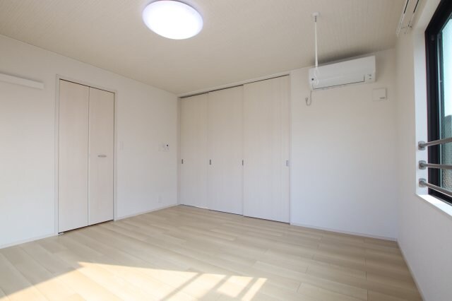 アイマコート初芝の物件内観写真