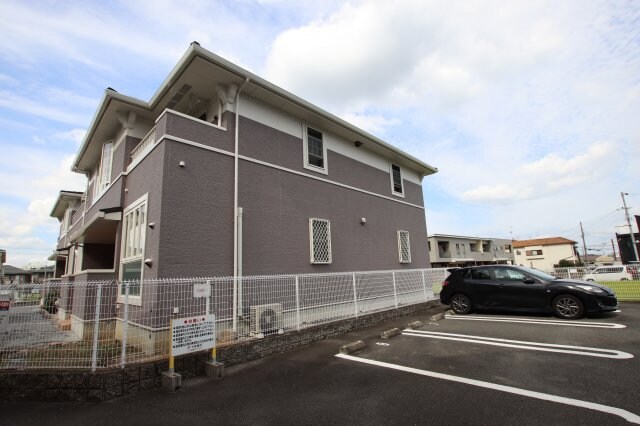 シェーネエレガンシアの物件外観写真