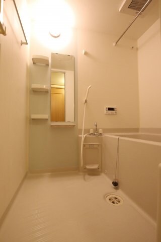 シェーネエレガンシアの物件内観写真