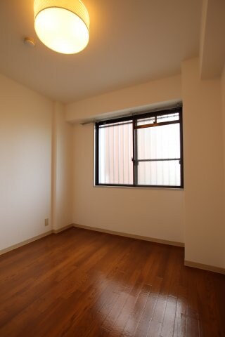 アデューウエダの物件内観写真