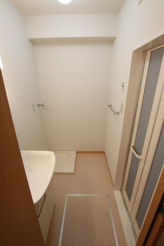 フローラルⅣの物件内観写真