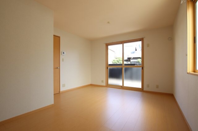 フローラルⅣの物件内観写真