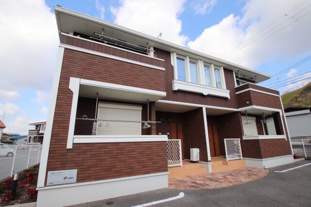 ドルチェヴィータ北山の物件外観写真