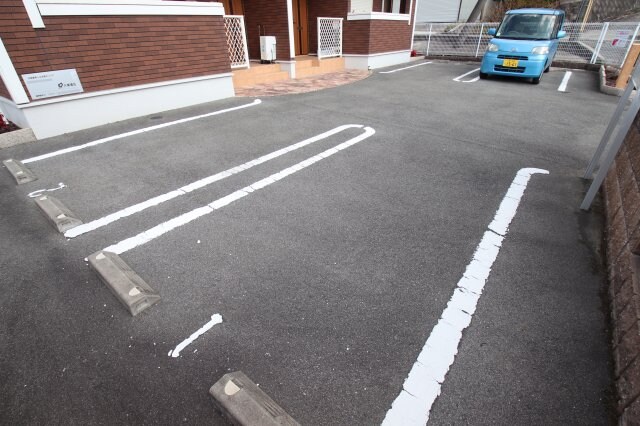 ドルチェヴィータ北山の物件外観写真