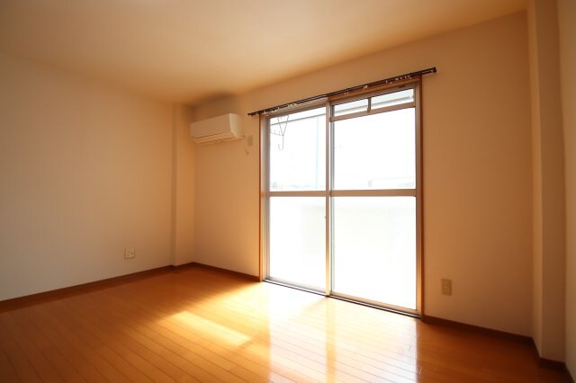 ラフォーレ金剛の物件内観写真