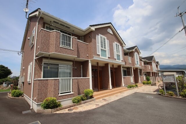 グラントゥールⅡの物件外観写真