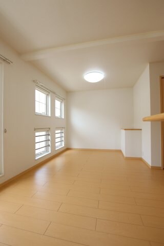 ドゥーエの物件内観写真