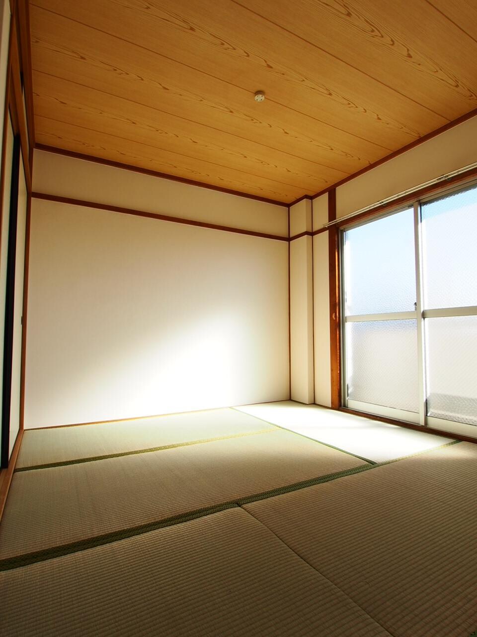 初芝マンションの物件内観写真