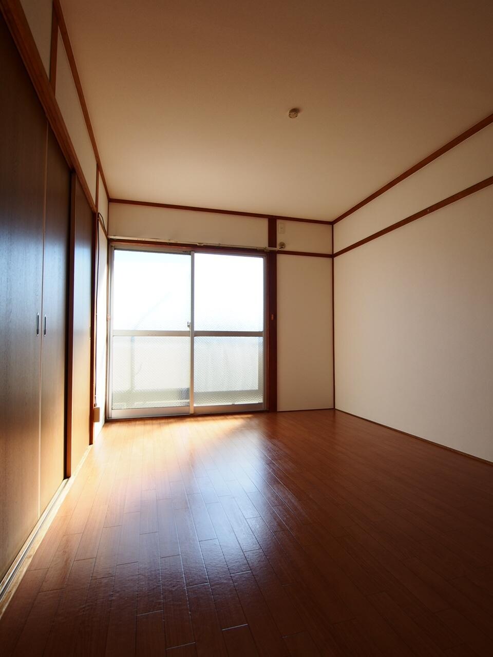 初芝マンションの物件内観写真