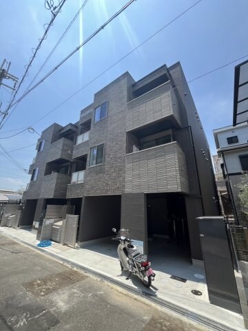 エヌエムキャトフヴァントゥレーズノースの物件外観写真