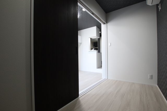 エヌエムキャトフヴァントゥレーズノースの物件内観写真