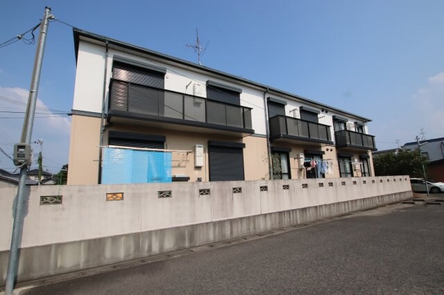 西井ハイツの物件外観写真