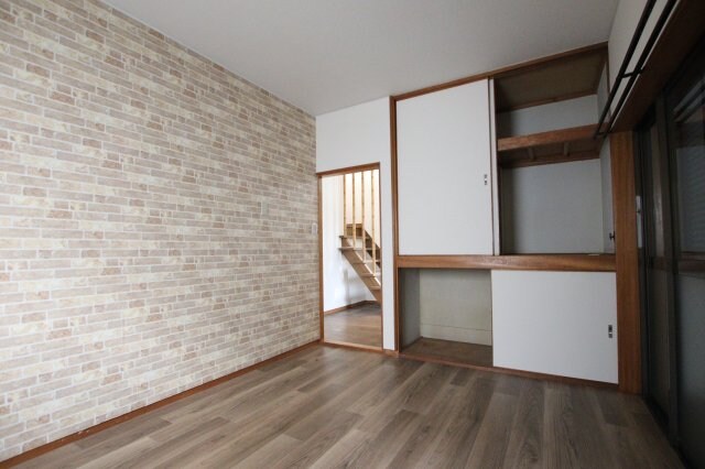 堺市中区深井中町貸家の物件内観写真