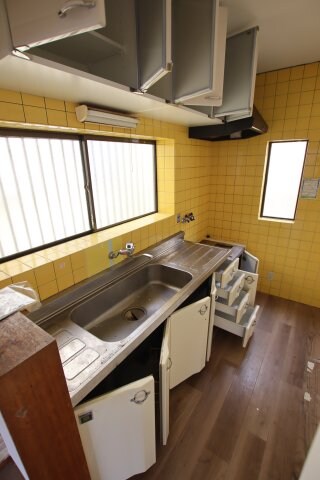 堺市中区深井中町貸家の物件内観写真