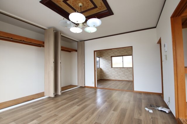 堺市中区深井中町貸家の物件内観写真