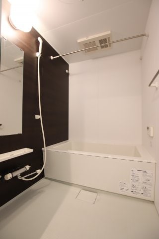 シャンヴィラージュⅡの物件内観写真