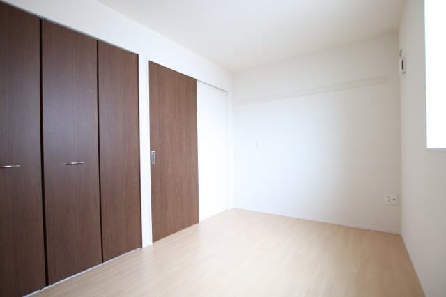 シャンヴィラージュⅡの物件内観写真