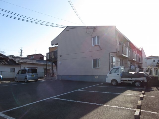 フラッツ池崎の物件外観写真