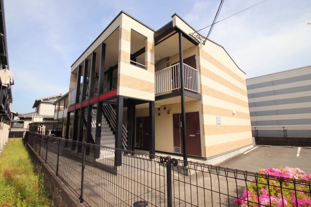 レオパレスノースアイランドⅢの物件外観写真