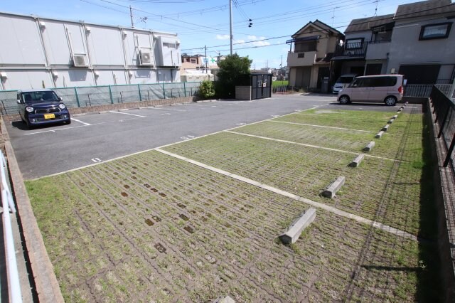 プロニティ美原の物件外観写真