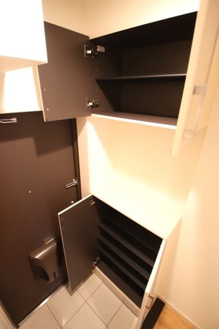 プロニティ美原の物件内観写真