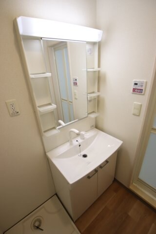 プロニティ美原の物件内観写真