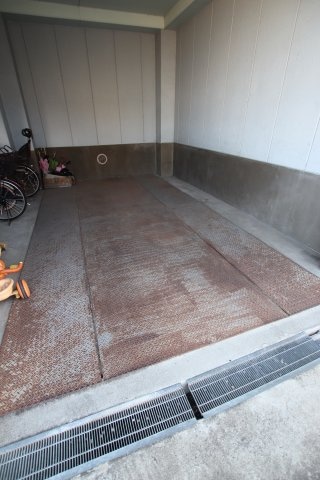 プレアール初芝の物件外観写真