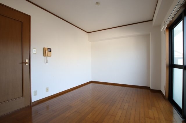 プレアール初芝の物件内観写真