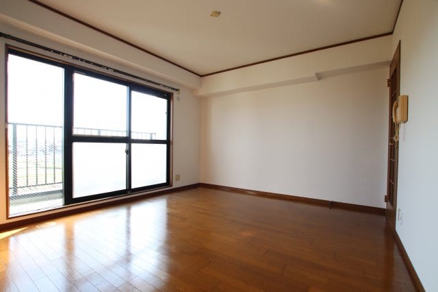 プレアール初芝の物件内観写真