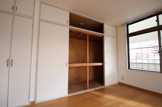 メゾンアルカディア金剛の物件内観写真