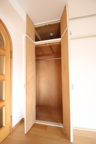 メゾンアルカディア金剛の物件内観写真